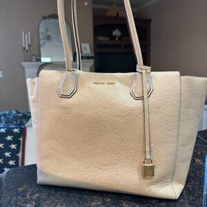 Michael Kors 2-in-1 Satchel/Crossbody-Large